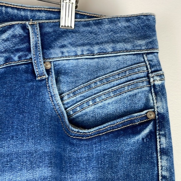 NWOT KanCan Womens Jeans SZ 22 Stretch Flare Distressed Bottom Unique High Rise - Picture 6 of 13